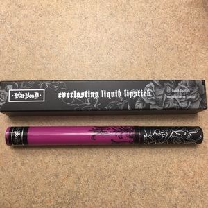 Kat Von D Everlasting Liquid Lipstick in K-DUB